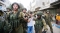 

إسرائيليون يعتقلون فتى فلسطينيا             (مكة)