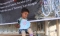 

طفل شلت رجلاه بسبب ألغام الحوثي                             (مكة)