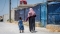 


أم وطفلتها في مخيم سوري                (مكة) 
