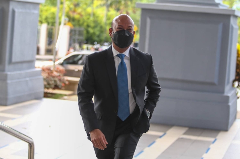 Former 1Malaysia Development Bhd Chief Executive Officer Arul Kanda Kandasamy arrives at the Kuala Lumpur High Court.March 31,2022 - Picture by Devan Manuel
