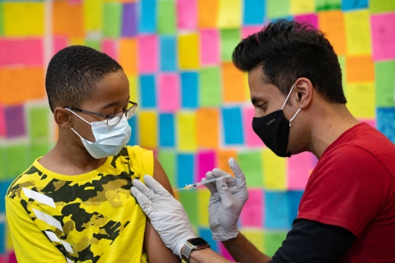 Les experts exhortent les Malaisiens à se faire vacciner avant de se rendre dans les pays touchés par l'épidémie de monkeypox.  ― Photo Reuters
