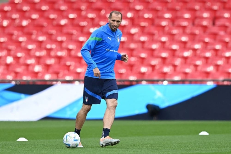 El defensa italiano Giorgio Chiellini asiste a la sesión de entrenamiento del equipo en el estadio de Wembley el 31 de mayo de 2022. - AFP