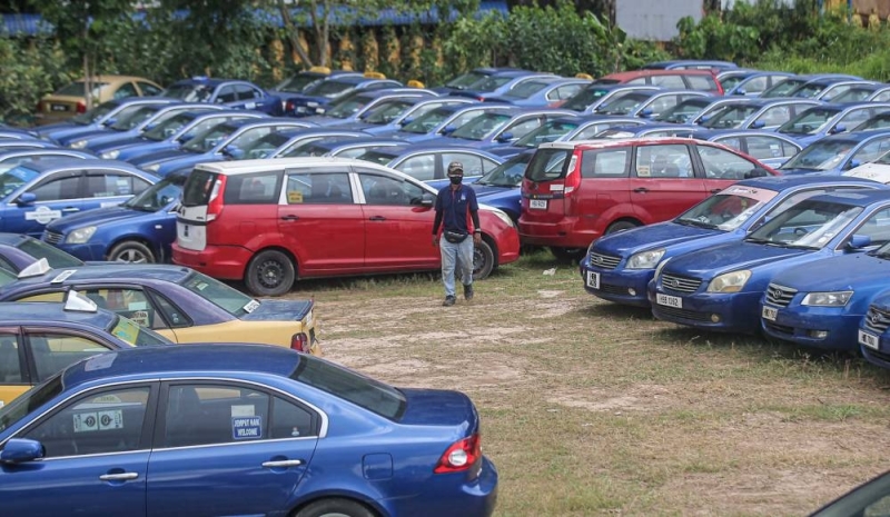 Khor said about two thirds of new car buyers typically traded in their vehicles, resulting in a comparable reduction of used cars entering the market. — Picture by Farhan Najib