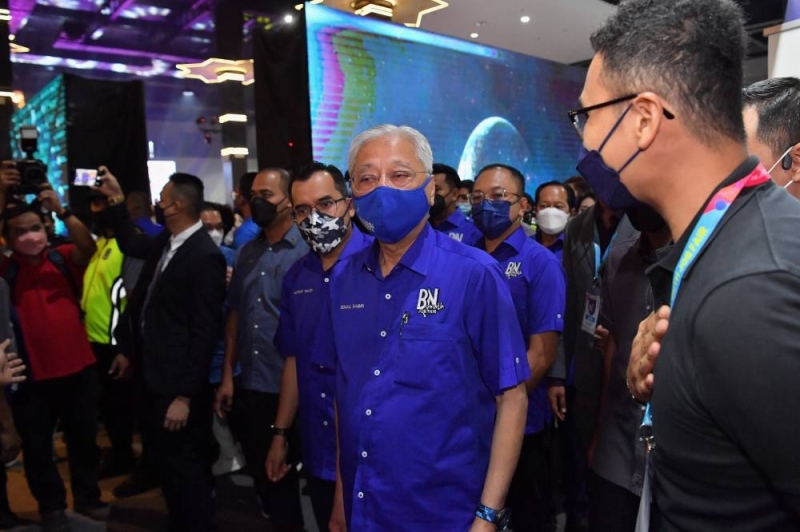 Prime Minister Datuk Seri Ismail Sabri Yaakob is seen during the Barisan Nasional Youth’s Career Fair at the World Trade Centre in Kuala Lumpur June 26, 2022. — Bernama pic Prime Minister Datuk Seri Ismail Sabri Yaakob is seen during the Barisan Nasional Youth’s Career Fair at the World Trade Centre in Kuala Lumpur June 26, 2022. — Bernama pic