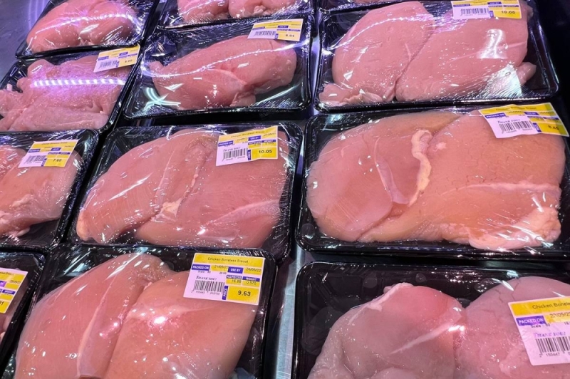 部长：进口冷冻鸡肉将在马来西亚以更便宜的价格出售-马来邮件