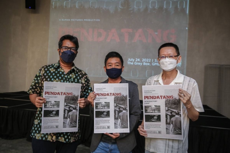 (From left) Pendatang co-producer Amir Muhammad, director Ng Ken Kin and scriptwriter Lim Boon Siang pose for a group picture during the ‘Pendatang’ crowdfunding media briefing at the Grey Box in Kuala Lumpur July 24, 2022. — Picture by Yusof Mat Isa