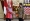 印度尼西亚总统佐科·维多多于 2022 年 4 月 1 日在雅加达独立宫迎接首相拿督斯里·伊斯梅尔·萨布里·雅科布（左）。 — Bernama pic