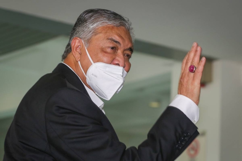 Foreign visa system trial: Unraveling the cash payments from UKSB involving millions of Singapore dollars to Ahmad Zahid