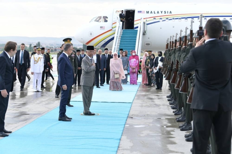 Agong, Raja Permaisuri fly in to red carpet welcome in Turkey