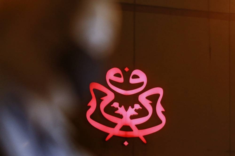 Umno holds emergency meeting with division leaders to discuss party's future Umno holds emergency meeting with division leaders to discuss party's future