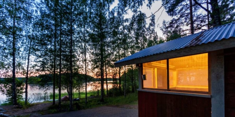 Sauna, avanto, tree sap: Three beauty rituals to borrow from the Finnish for a boost this fall