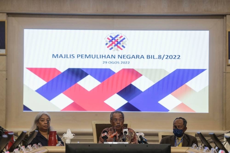 复苏委员会：尽管新加坡采取了行动，但马来西亚仍然必须戴口罩，但考虑放宽限制-马来邮件