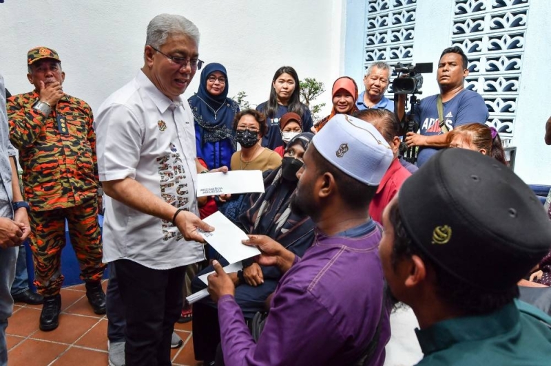 Fire in Kampung Cina: 12 families receive early aid from the Prime Minister's Office