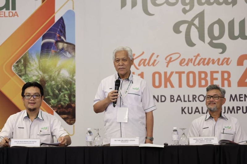 GE15: Idris Jusoh leaves it to Umno leadership to determine his candidacy GE15: Idris Jusoh leaves it to Umno leadership to determine his candidacy