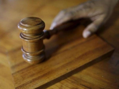 In Johor, teen girl charged with causing death of younger brother with knife The teen allegedly threw a knife at her younger brother, hitting him in the neck and resulting in excessive bleeding that led to his death. ― Reuters pic