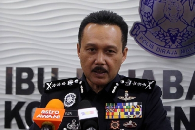 Perak police run simulation exercise in preparation for GE15, says state’s top cop State police chief Datuk Mohd Yusri Hassan Basri said about 1,500 officers and personnel from the Ipoh district police headquarters participated in the two-hour simulation exercise, held on the grounds of the Perak Stadium here. — Bernama pic