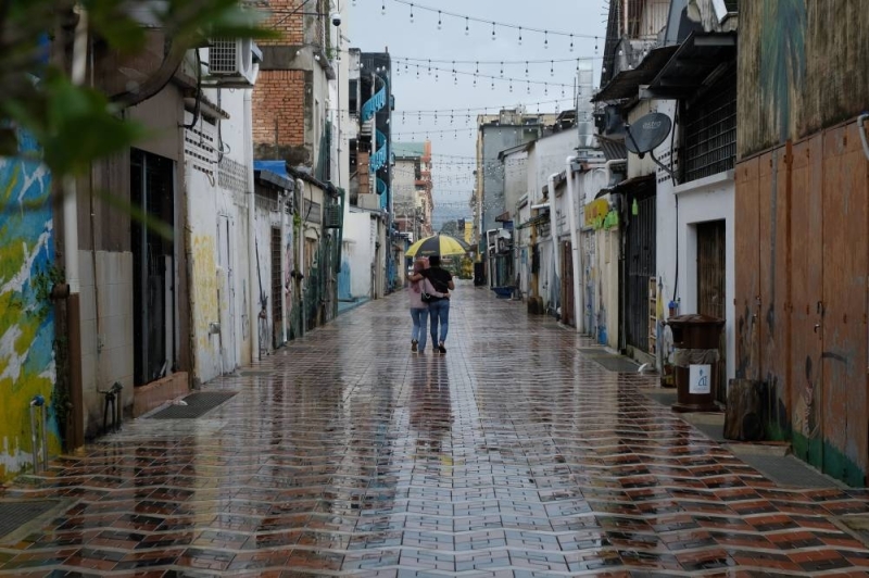 MetMalaysia issues thunderstorm warning for Terengganu, Pahang and Johor MetMalaysia issues thunderstorm warning for Terengganu, Pahang and Johor