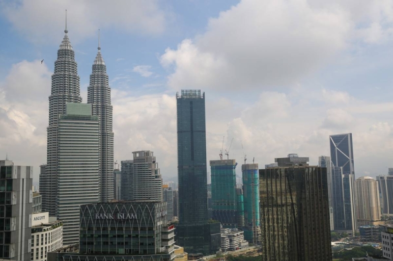 HSBC sees slower growth of 4.0pc for Malaysia’s economy, KLCI to hit 1,570 pts in 2023