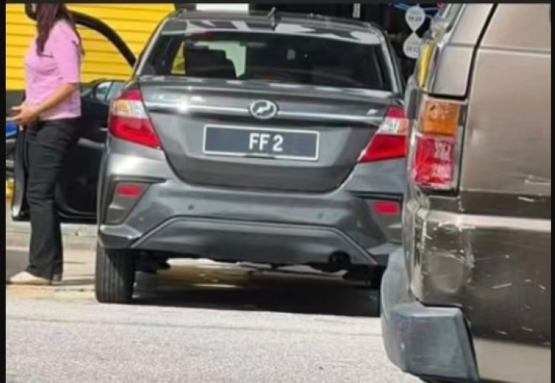 Malaysians Must Know The TRUTH Viral Photo Of Car With Expensive FF2 malaysians-must-know-the-truth-viral-photo-of-car-with-expensive-ff2