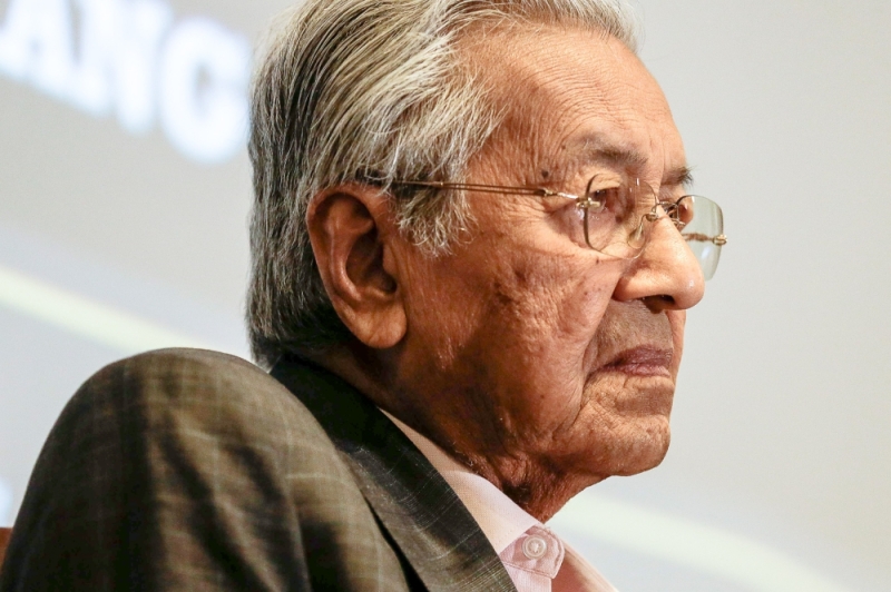 Report: Dr Mahathir says racial issues caused by non-Malay parties, calls them ‘parti pendatang’
