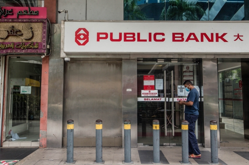 Public Bank waives DuitNow QR charge indefinitely