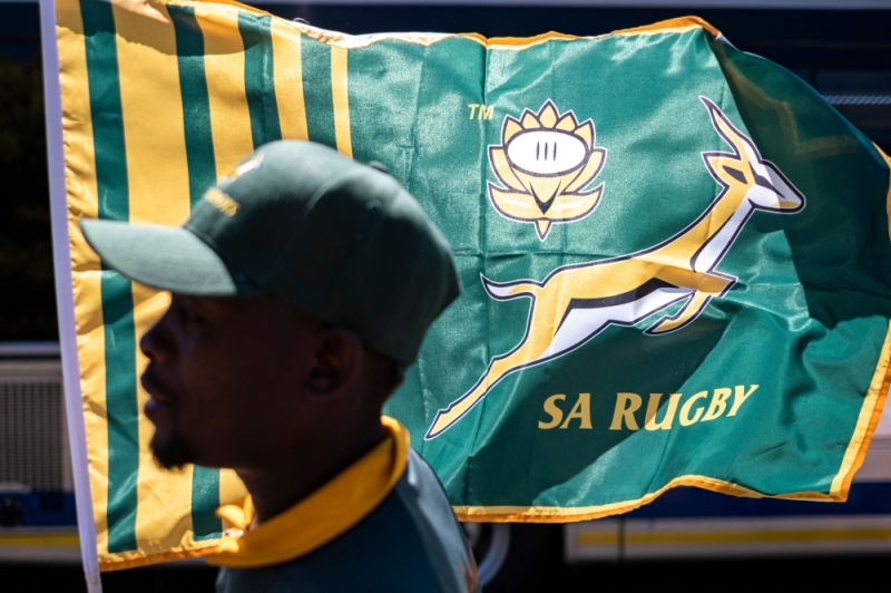 Green and gold fever grips S.Africa ahead of Rugby World Cup final