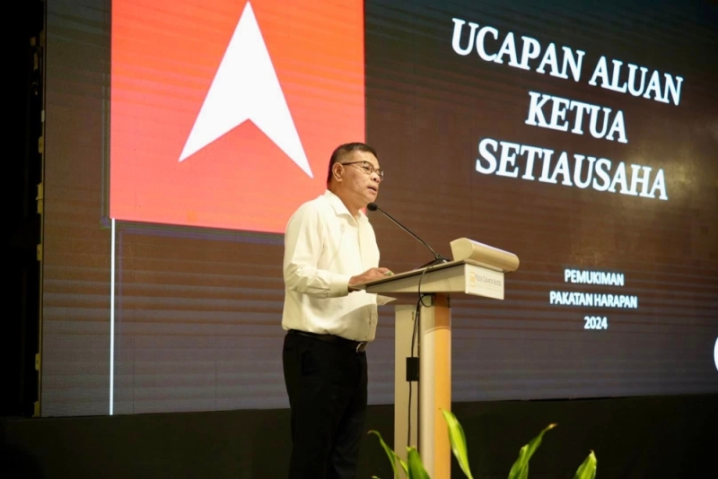 Pakatan needs unconventional approach to put Malaysia back on right track, says sec-gen at retreat Pakatan needs unconventional approach to put Malaysia back on right track, says sec-gen at retreat