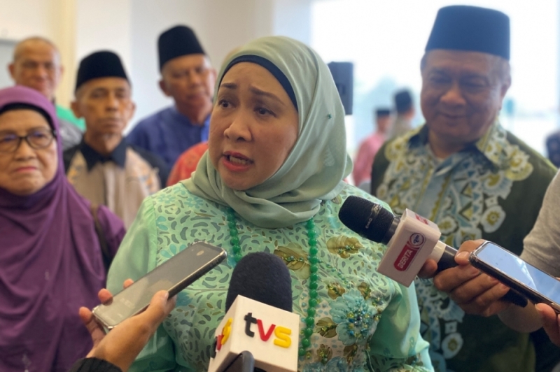 Sarawak minister Sharifah Hasidah tight-lipped on police investigation papers on Taib’s ‘removal’ from hospital Sarawak minister Sharifah Hasidah tight-lipped on police investigation papers on Taib’s ‘removal’ from hospital
