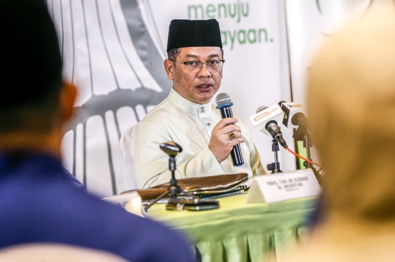 Shariah offences in Terengganu: Public caning implementation falls under state jurisdiction, says religious affairs minister Shariah offences in Terengganu: Public caning implementation falls under state jurisdiction, says religious affairs minister