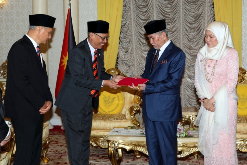 TYT wants to go on tour of Sarawak, draw close to the people, says state deputy minister TYT wants to go on tour of Sarawak, draw close to the people, says state deputy minister