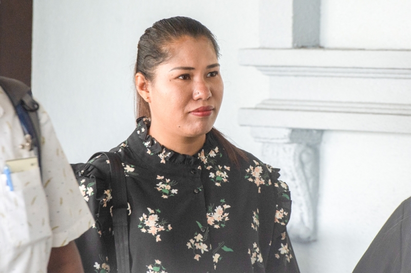 Hindu mother Loh Siew Hong set to face final challenge at Federal Court in unilateral Muslim conversion of three children Hindu mother Loh Siew Hong set to face final challenge at Federal Court in unilateral Muslim conversion of three children