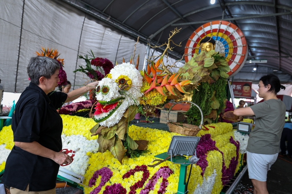 Penang Wesak Day preparations in full swing, 10,000 devotees expected | Malay Mail