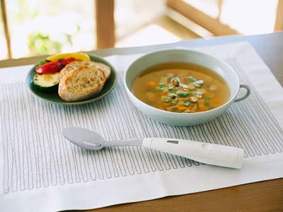 Cut down on salt without losing flavour thanks to this electric spoon This electric spoon makes food taste more salty! — Picture courtesy of Kirin
