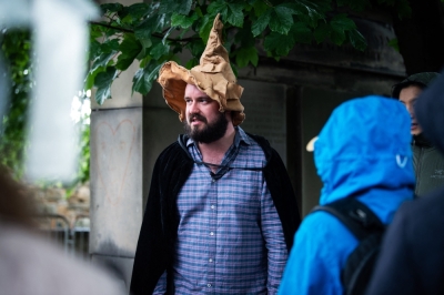 Harry Potter offers magical boost to UK tourism Colin Bramwell (centre) of The Potter Trail leads a Harry Potter walking tour on June 5, 2024, in central Edinburgh. — AFP pic
