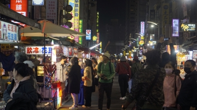 Weekend getaway: Muslim-friendly Taiwan’s vibrant and trendy landscape makes it perfect for couples (VIDEO) Liohe Tourist Night Market in Kaohsiung is one of the places to go if you're in a snack-ish mood. — Picture by Arif Zikri