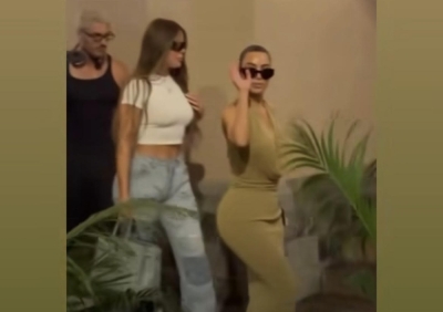 Kim and Khloe Kardashian in India for billionaire wedding gala, document their arrival on Instagram Kim Kardashian shared an Instagram story of her arrival with Khloe to the lavish three-day wedding. — Screengrab via Instagram/kimkardashian