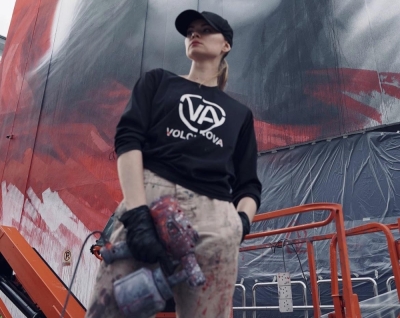 ‘Painful because art is my children’: Russian artist Julia Volchkova disappointed over whitewashing of famous ‘Goldsmith’ mural (VIDEO) Volchkova is devastated that that her mural at Jalan Panggung has been painted over. — Picture via Instagram/volchkovaart