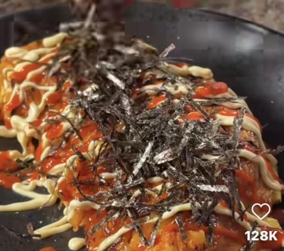 ‘I made something similar in jail’: Online users react to ‘gross’ Buzzfeed claiming ramen omelette carts part of Malaysian street food In the video, the chef claims that the dish is offered as “popular street food vendor” in Malaysia. — Screengrab via Instagram/buzzfeedtasty