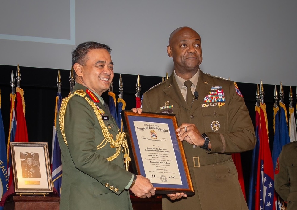 Army Chief General Hafizuddeain inducted into US Army Hall of Fame, third Malaysian to receive honour