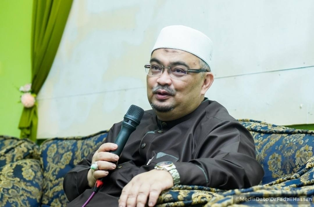 Kelantan to table amendments to state Shariah Criminal Code in July, says deputy MB Mohamed Fadzli said two committees — the main committee and the technical committee — were currently holding meetings and carrying out preparatory work ahead of the tabling of the amendments. — Picture via Facebook