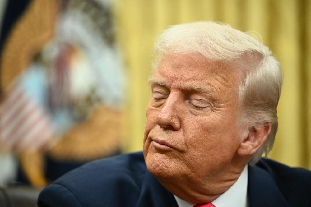 Trump delays Mexico, Canada tariffs after market turmoil