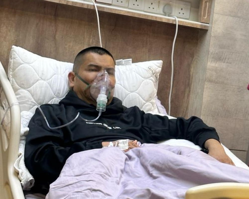 Dr Mahathir urges compassion for cancer-stricken Jamal Yunos, says past grievances should be set aside Datuk Seri Jamal Md Yunos has been hospitalised after complaining of pain in his head and neck. — Picture from Facebook/DS Jamal Yunos