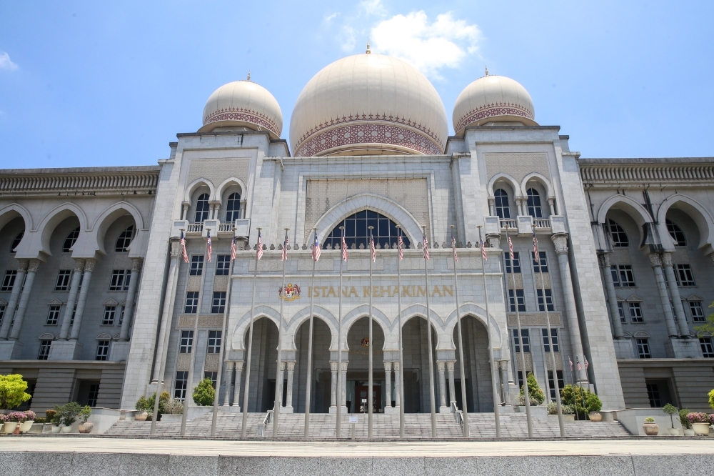 ‘Architect of his own loss’: Federal Court rules businessman to blame in RM23m land deal gone wrong The Federal Court has reportedly ruled that a businessman cannot recover RM23 million lost in a failed land deal, finding he was to blame for his own loss. — Picture by Choo Choy May