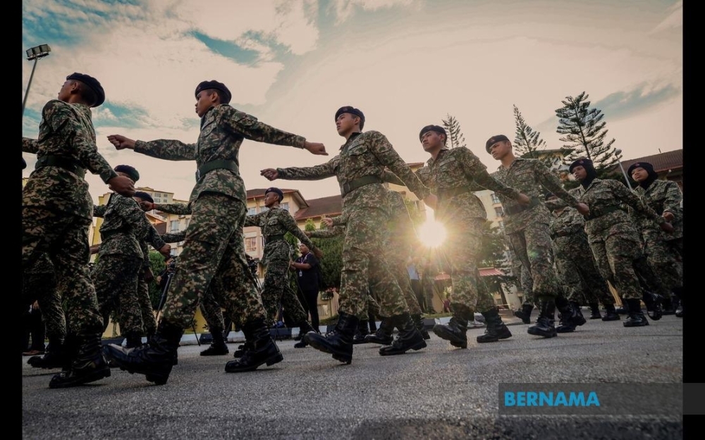 Kedah Health Dept closes Yan camp after 39 students and staff fall ill, investigations into infection ongoing A 14-year-old student and a bus driver in his 30s are still warded at the at Sultan Abdul Halim Hospital in Sungai Petani, Kedah for treatment of an infectious disease after exhibiting symptoms. — Bernama pic