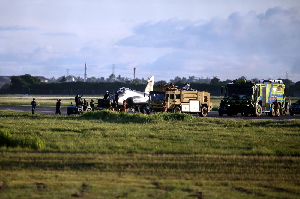 Runway at Sultan Abdul Halim Airport in Kedah reopens after RMAF jet ...