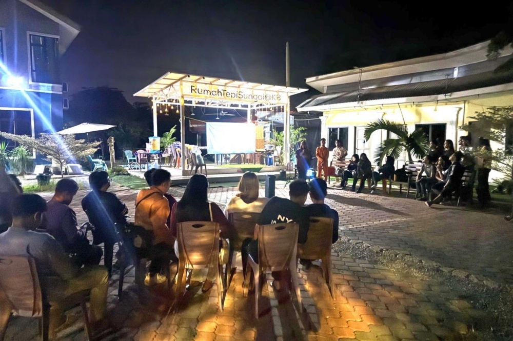 Vilified by Kelantan cops as ‘gay party’, here’s what actually happens during an HIV outreach and why it’s important A scene from the HIV outreach programme in a Kota Bharu homestay last month, which the police claimed was a 'gay sex party'. — Picture courtesy of Sahabat