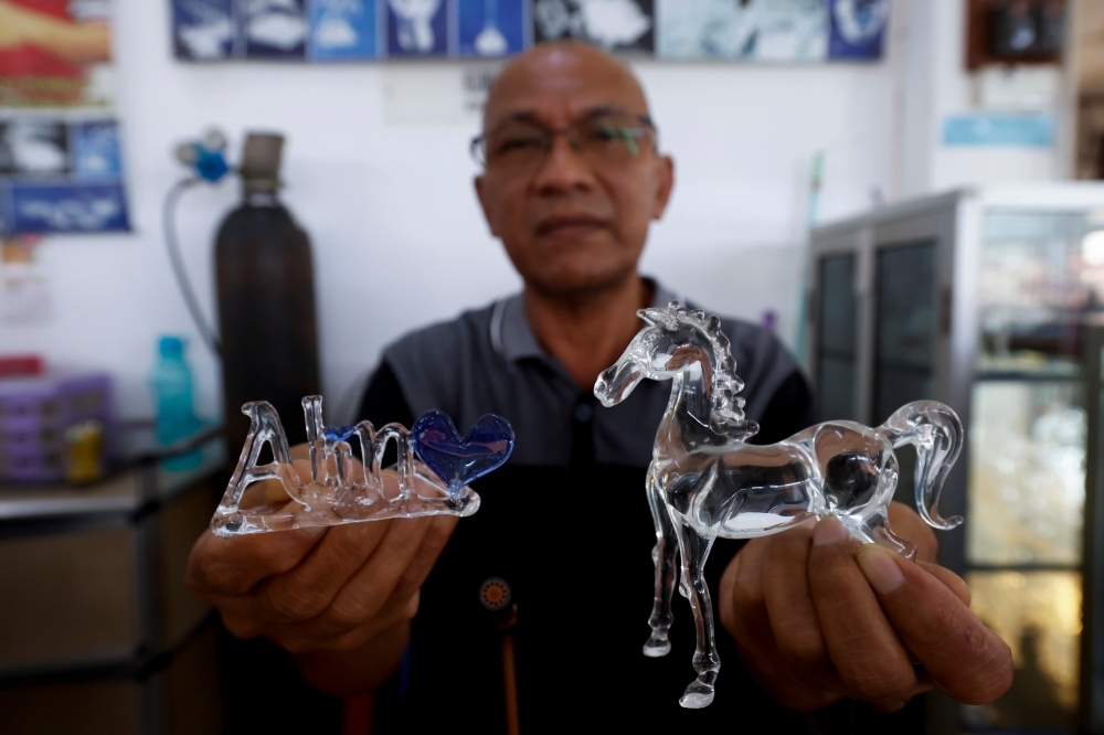 From ‘mat rempit’ to master: Terengganu’s last glass craftsman keeps tradition alive