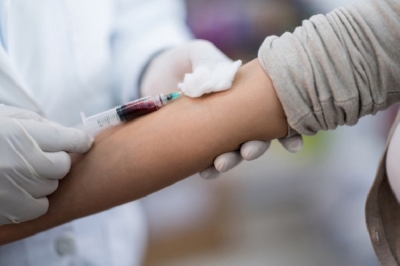 New blood test with 92pc accuracy: Spotting ovarian cancer early, even when symptoms seem harmless Not only have there been no reliable blood tests for these patients, but existing invasive tests often miss early-stage ovarian tumors, the researchers noted in Cancer Research Communications. — AFP pic