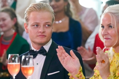 Norway’s ‘bad boy’ with ties to royalty charged with raping four women, acts of violence This file picture taken on June 16, 2022 in Oslo, Norway, shows Marius Borg Hoiby sitting next to his mother Norwegian Crown Princess Mette-Marit. Hoiby, son Norwegian Crown Princess Mette-Marit, has been charged in four cases of rape, according to the prosecutor on August 18, 2025. — AFP pic
