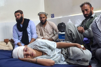 Afghanistan earthquake of magnitude 6 kills at least 800 with more than 2,500 injured An injured Afghan boy (bottom) receives treatment at a hospital after an earthquake in Afghanistan’s Jalalabad September 1, 2025. — AFP pic